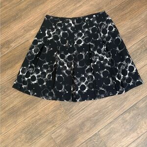 Isda & Co. Black and White Pleated Skirt, size 10